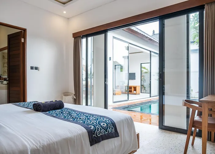 Villa Entire Luxury Peaceful Pool Views *